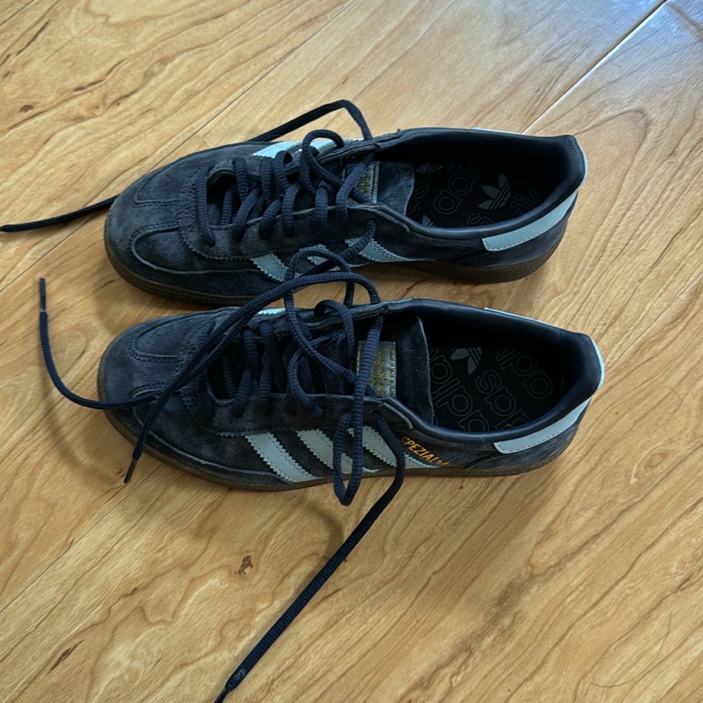 Adidas sambas